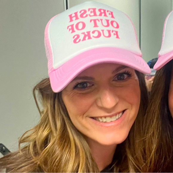 Meet your Posher, Audrey - Picture 1 of 1